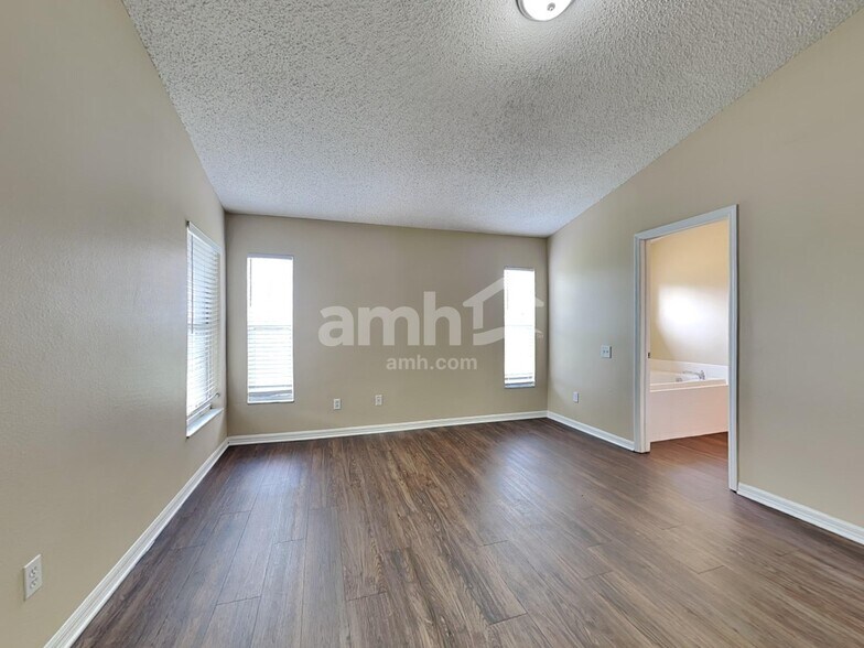 Building Photo - 10611 Walker Vista Dr