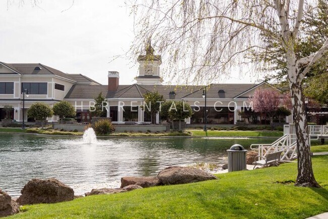 Building Photo - 2514 Bellchase Dr
