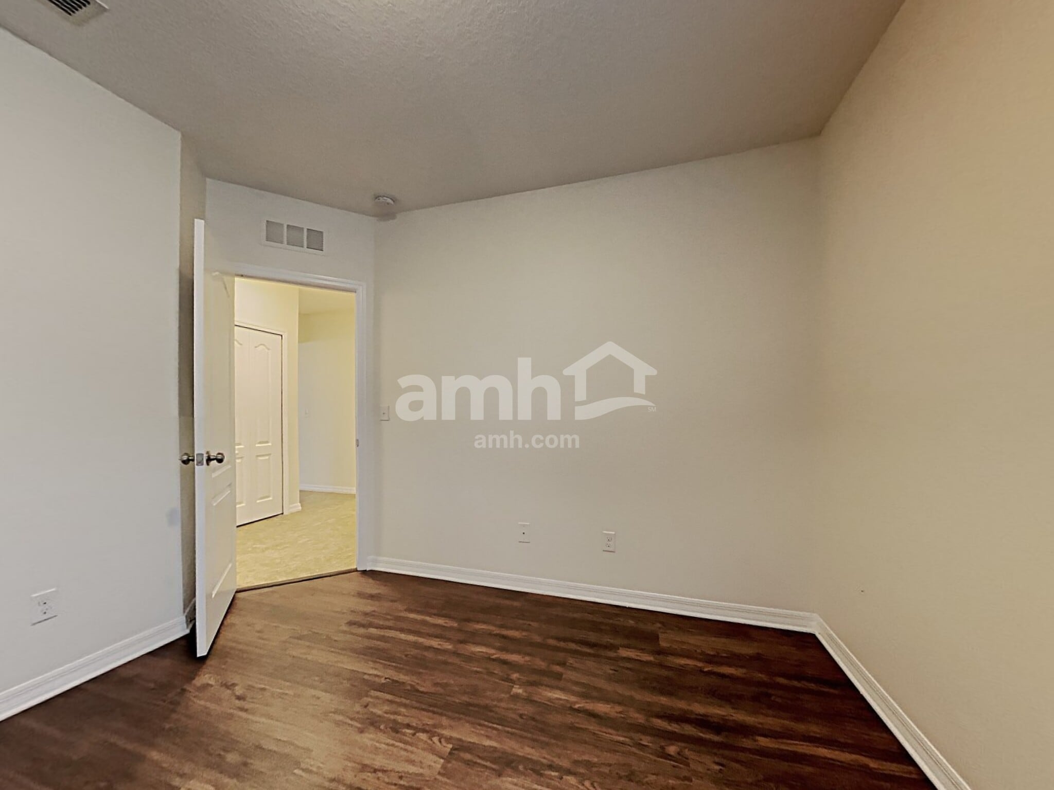 Building Photo - 344 Red Kite Dr