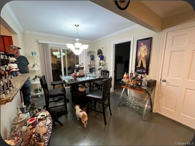 Building Photo - 82 Clark St