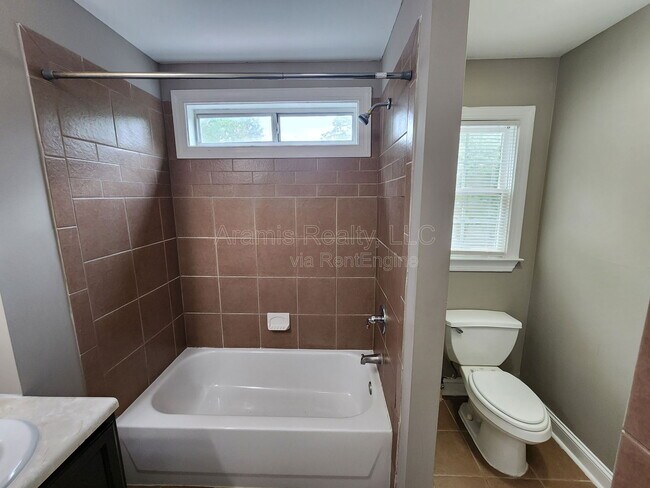 Building Photo - 899 Booker Washington Dr NW