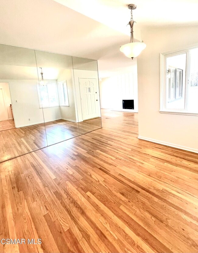 Building Photo - 1045 Marvista Ave