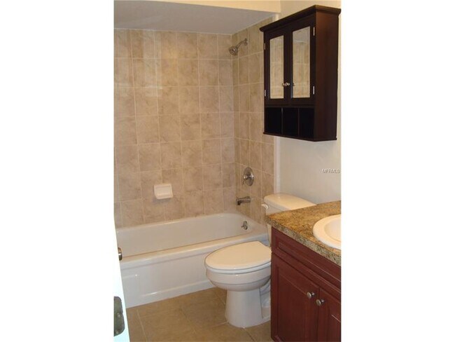 Building Photo - 4864 Tangerine Ave