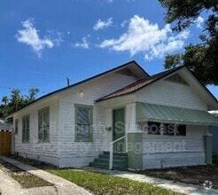 Building Photo - 1042 8th Ave S