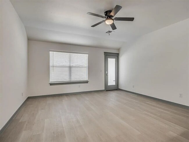 Building Photo - Turnkey 3-Bedroom Home in NW OKC – Perfect for Pets!