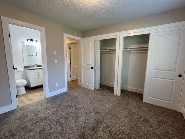 Building Photo - Remodeled 3 Bedroom in Gresham
