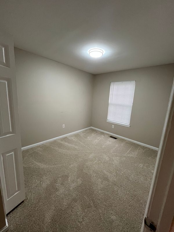 Building Photo - 8929 Harkate Way