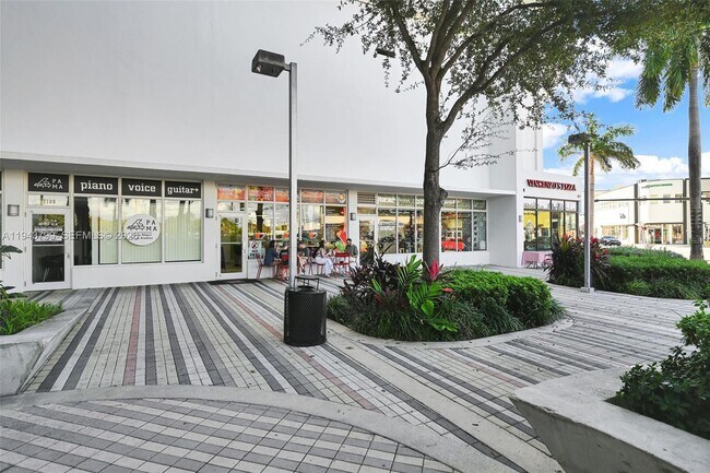 Building Photo - 7135 Collins Ave