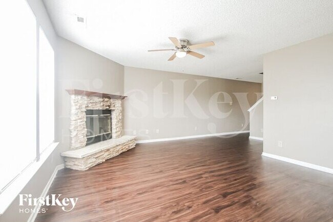 Building Photo - 7912 Puckett Ln