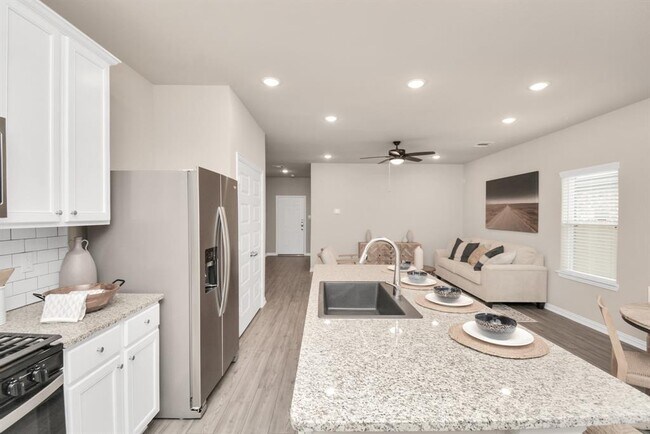 Building Photo - 4603 Aurora Gln Dr