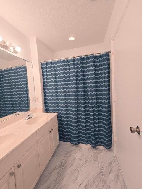 Building Photo - 205 Leland Ln