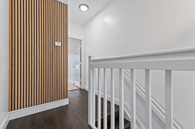 Building Photo - 1101 Beach Rd