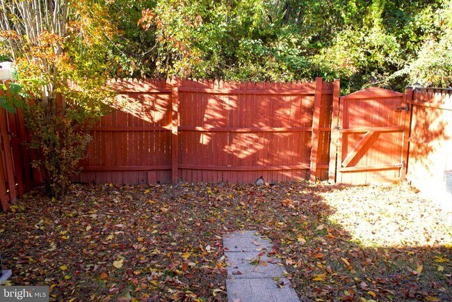 Building Photo - 7710 Merrick Ln