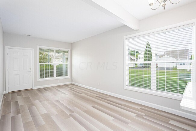 Building Photo - Townes of West Albany