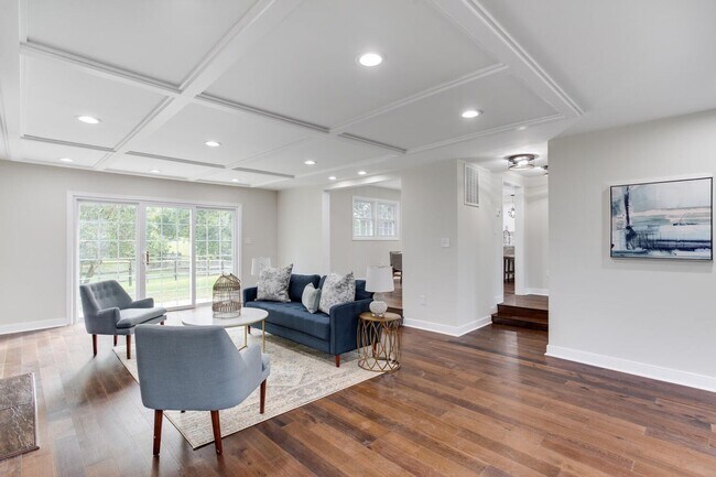 Building Photo - Fabulously Renovated 4 Bedroom, 3.5 Bathroom Home In Close in Potomac!!