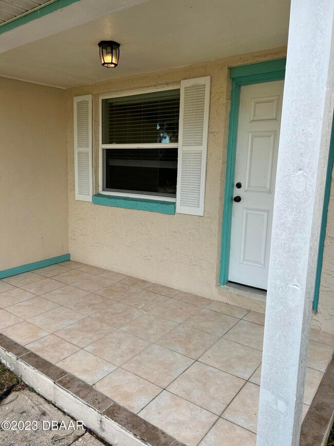 Building Photo - 4 Cypress Cir