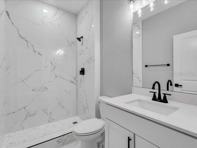 Building Photo - 15254 Sea Salt Wy