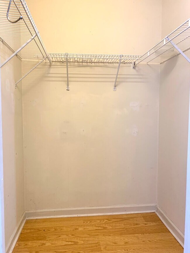 Building Photo - 1024 Poppy Seed Dr