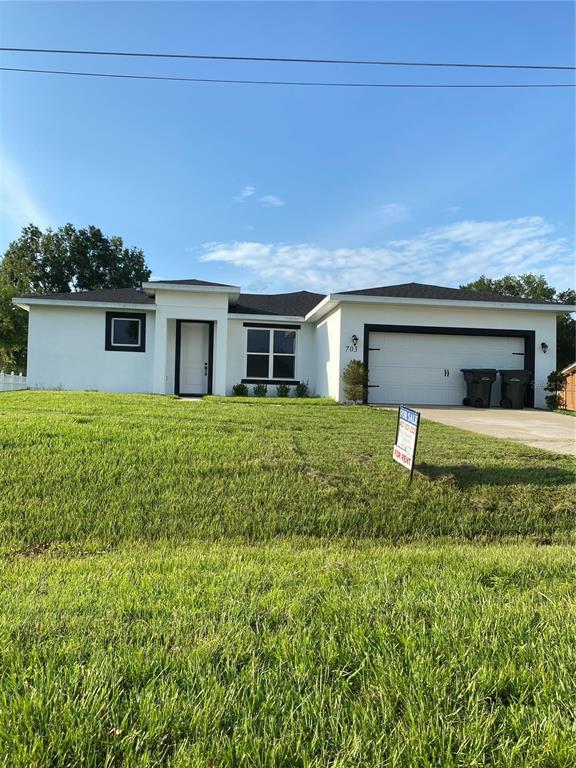 Primary Photo - 703 Waxwing Ct