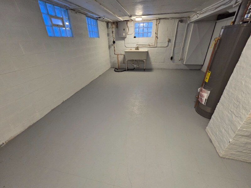 Building Photo - 41 W Interstate St