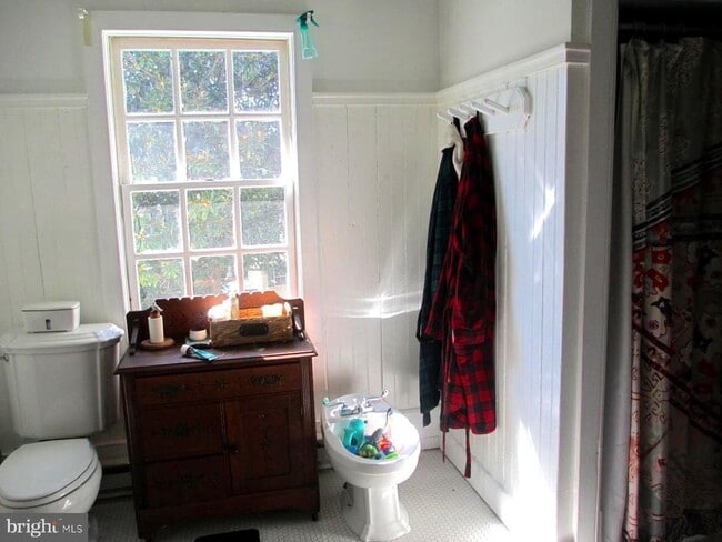 Building Photo - 8355 Broad Neck Rd