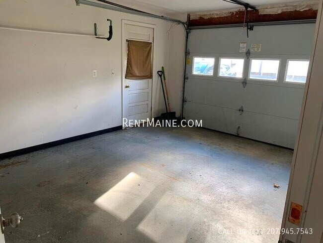 Building Photo - 5 Spencer St