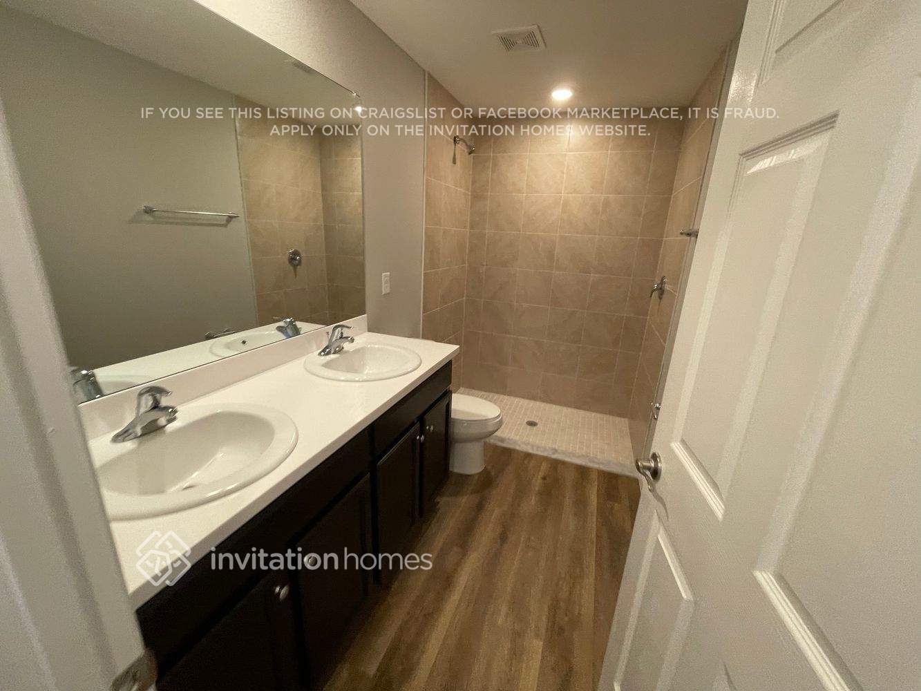 Building Photo - 16103 Alcira Cir