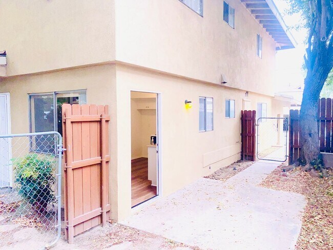 Building Photo - 25260