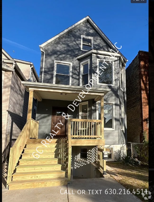 Building Photo - 4339 N Whipple St