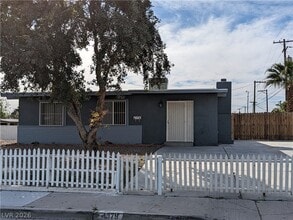 Building Photo - 4379 Hilldale Ave
