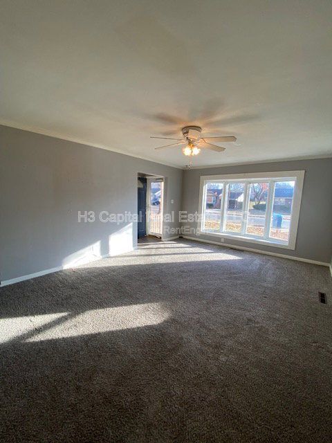 Building Photo - 2349 Clark Ave