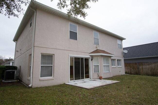 Building Photo - 3/2.5 with 2-car garage in Maitland