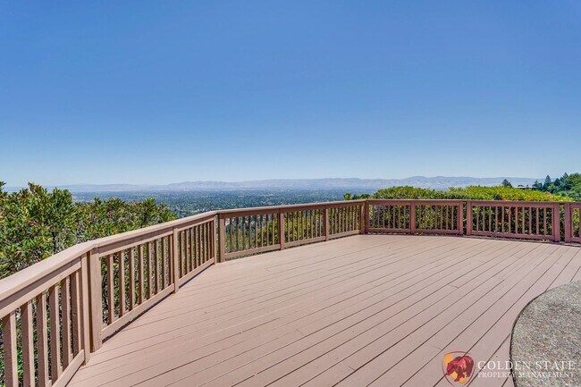 Building Photo - Private Saratoga Mountain Retreat Just Minutes from Downtown