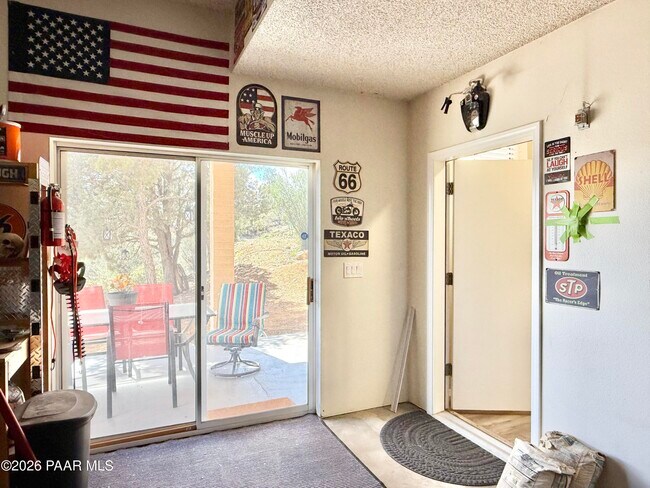 Building Photo - 4871 Butterfly Dr