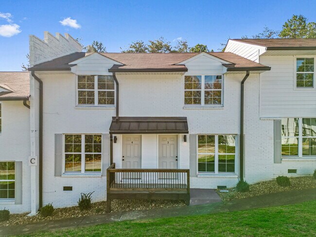 Building Photo - 400 Gallery Ln