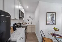 Building Photo - 5700 State Ave