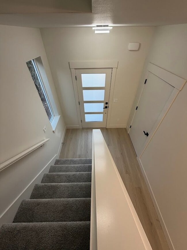 Building Photo - Elvira Place