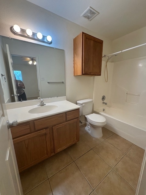 Master Bath - 2782 San Angelo Ave