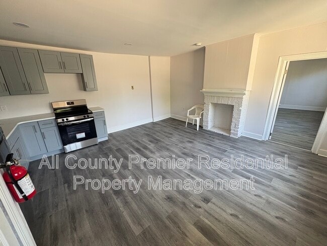 Building Photo - 26 John Ringo Rd