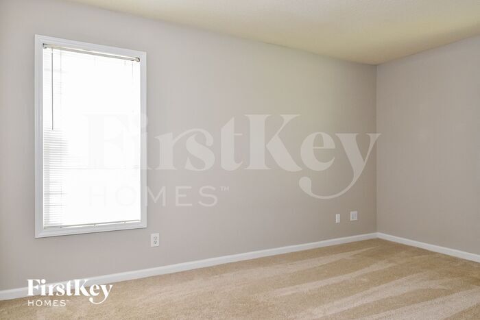 Building Photo - 7121 Taunton Dr