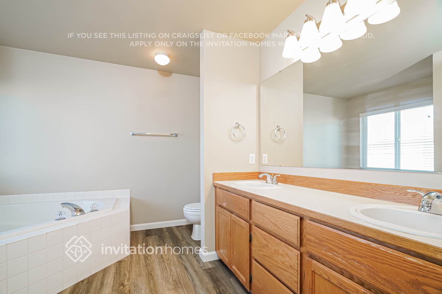 Building Photo - 21006 Springhaven Way E