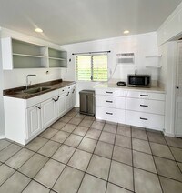 Building Photo - 41-1450-1450 Kumuula St