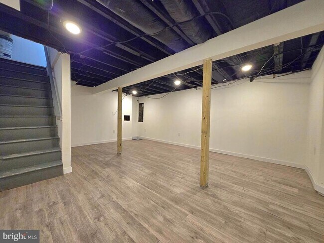 Building Photo - 1218 N 16th St