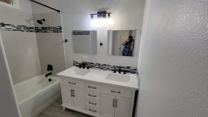 Building Photo - 109 N Kimball Ave