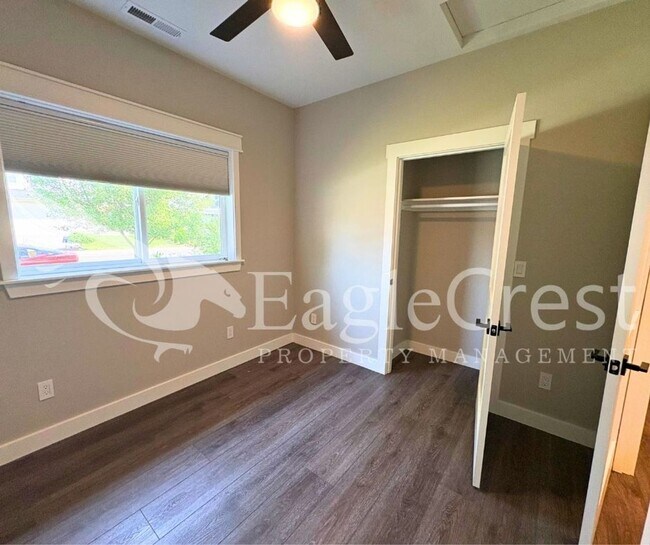 Building Photo - Contemporary Home With A Covered Patio & Quartz Countertops