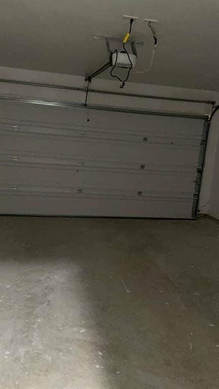 Building Photo - 14205 Prairie Sod Ln