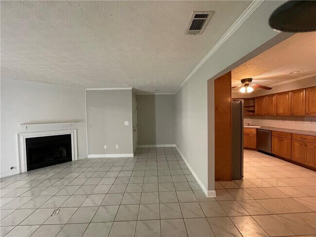 Building Photo - 906 Parkaire Crossing