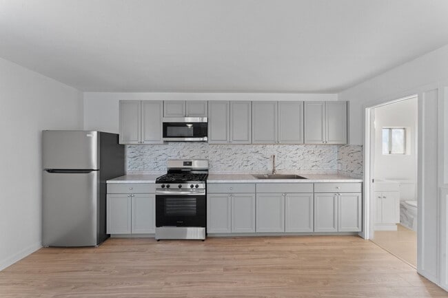 Building Photo - 910 Deador Rd