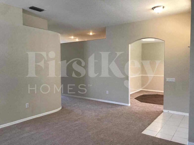 Building Photo - 3609 Warmspring Way