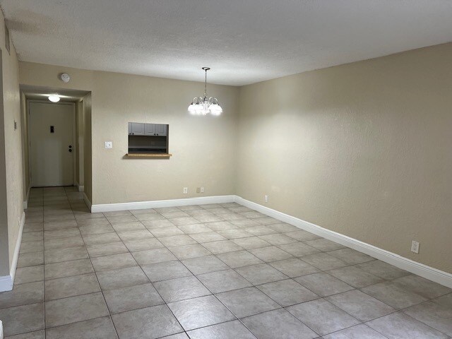 Building Photo - 11131 Royal Palm Blvd